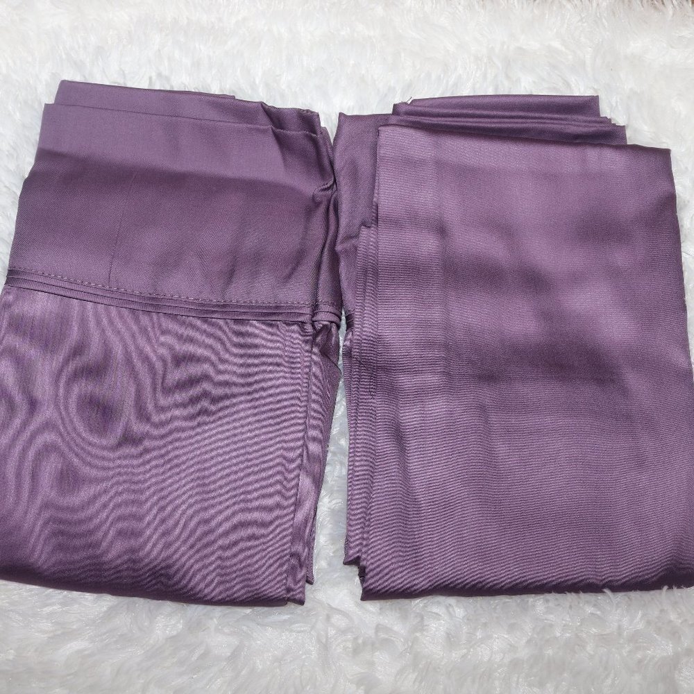 Select Comfort set of 2 purple pillowcases purple 310 thread count 42x22
